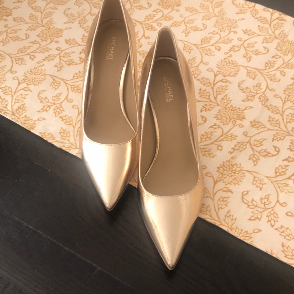Michael Kors Gold Women's Pumps
